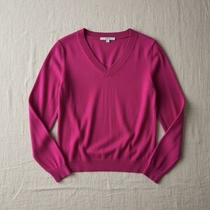 LOFT Pink V-Neck Light Sweater Small​​